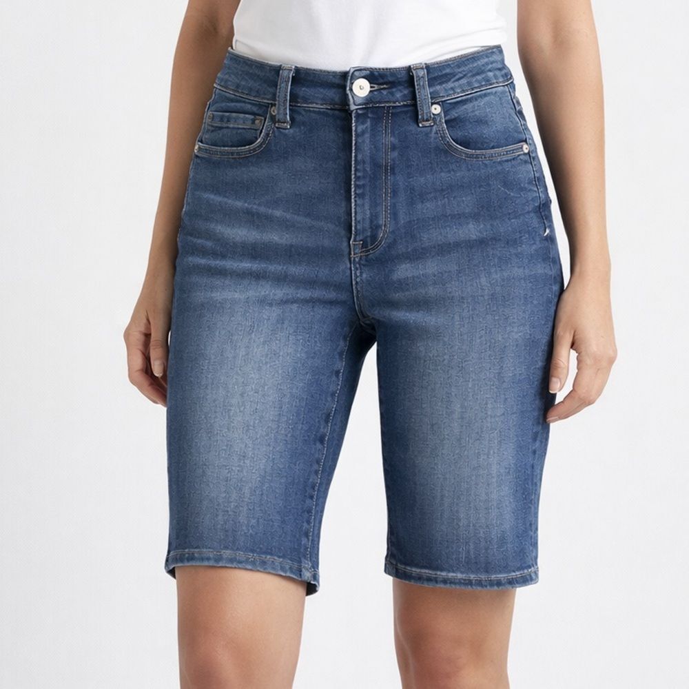 Pilcro Anthropologie High Rise Slim Bermuda Shorts Women’s Size 27 Stretch Denim
